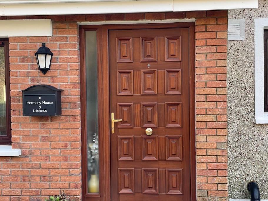Harmony House Enclosed Property Near Beach And Lake Tramore Ngoại thất bức ảnh